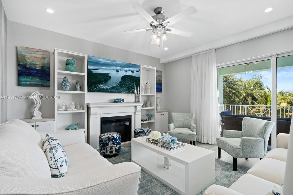 COCO PLUM BEACH - Residential Lease