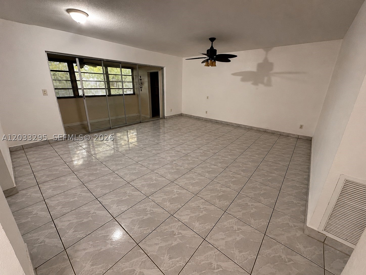 17215 SW 112 Ct II2543, Miami FL 33157
