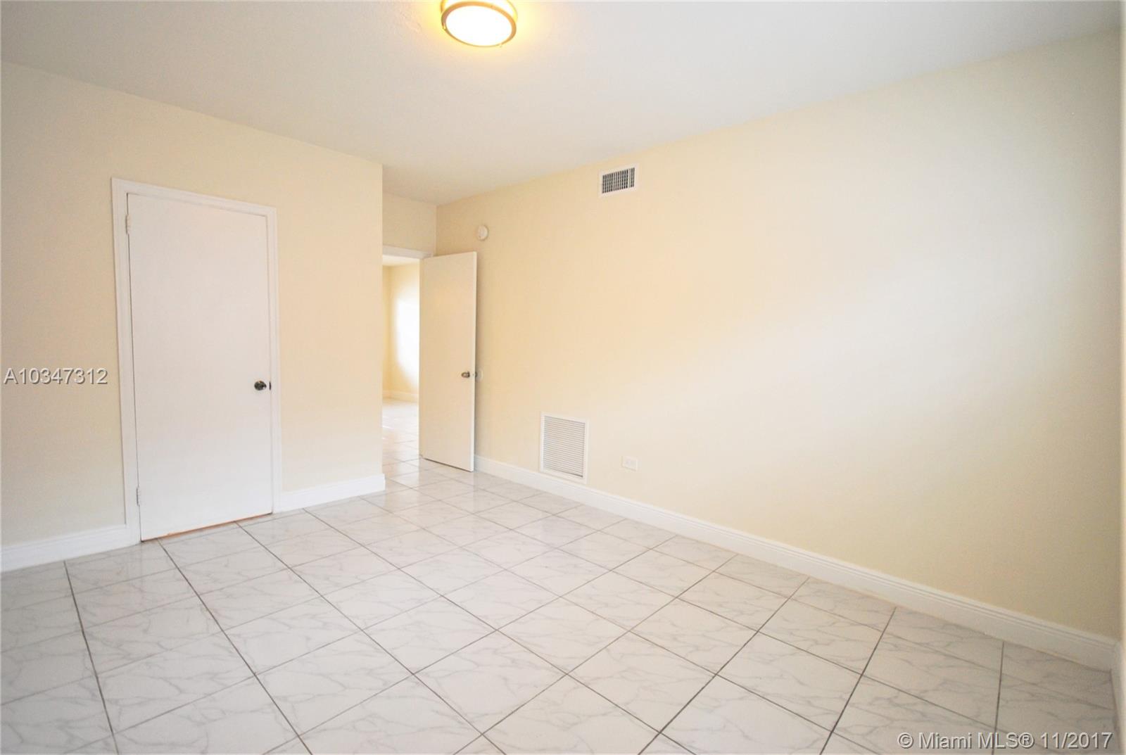 ALTOS DEL MAR - Residential Lease