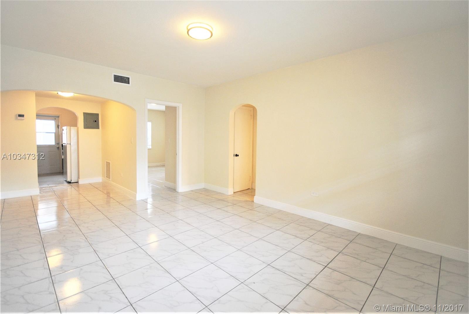 ALTOS DEL MAR - Residential Lease