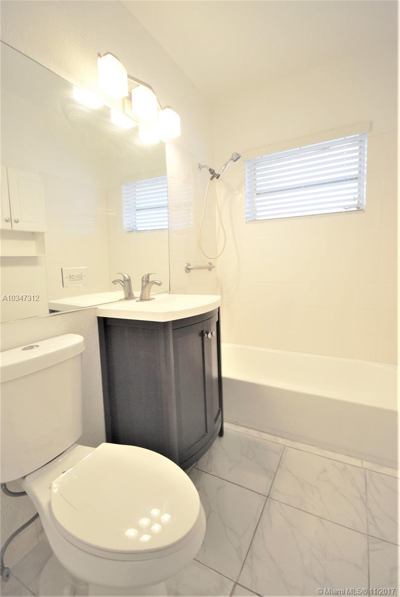 ALTOS DEL MAR - Residential Lease