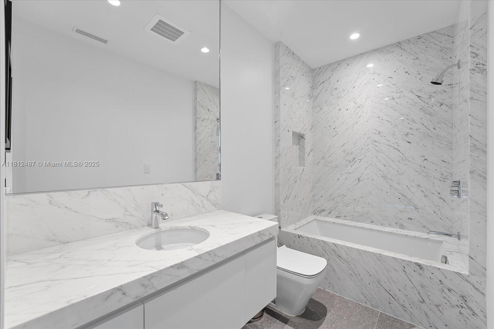 Estates at Acqualina - Residential