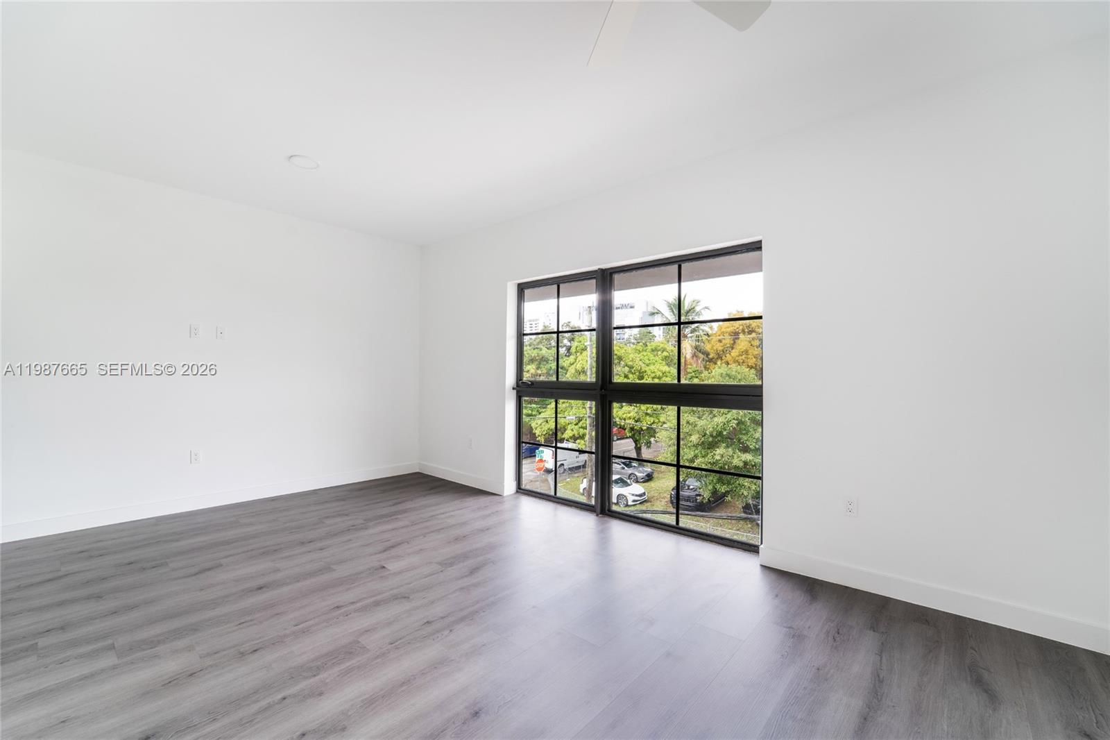 HIGHLAND PARK - Residential Lease