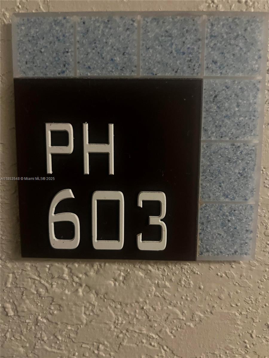 MONTECARLO CONDO - Residential