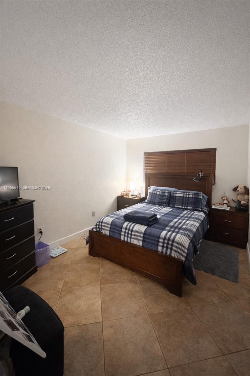MAGNOLIA LANE CONDO - Residential