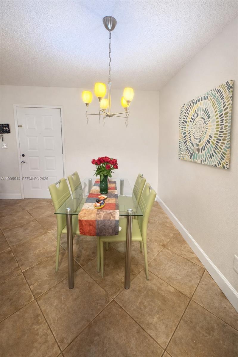 MAGNOLIA LANE CONDO - Residential