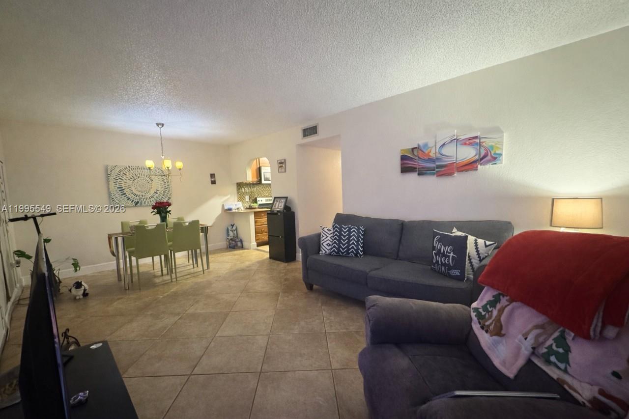 MAGNOLIA LANE CONDO - Residential