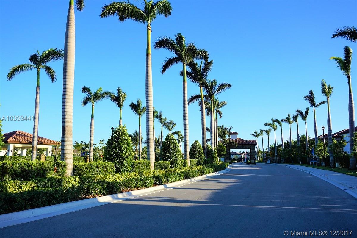 COCO PALM ESTATES - Residential Lease