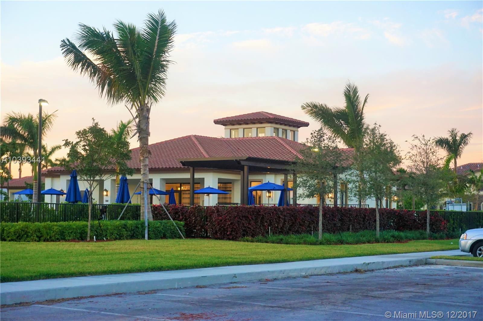 COCO PALM ESTATES - Residential Lease