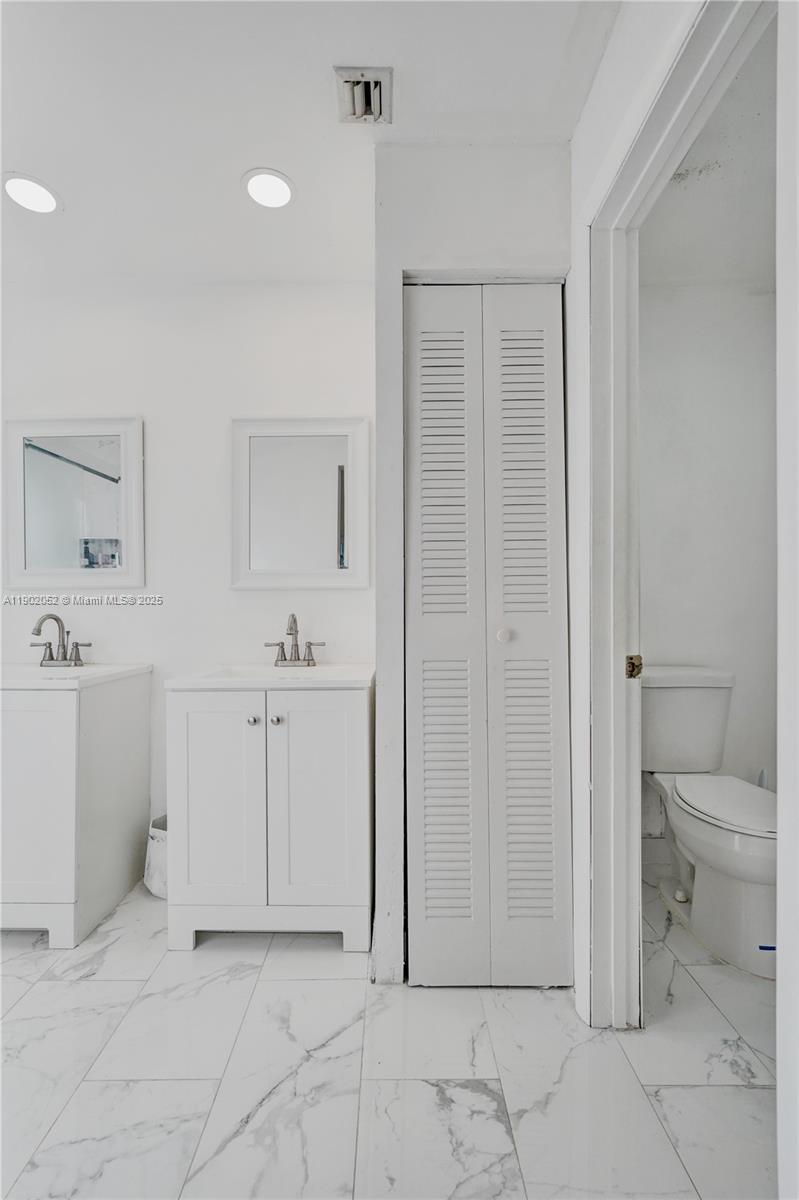 CROSS CREEK TOWNHOMES PLA - Residential