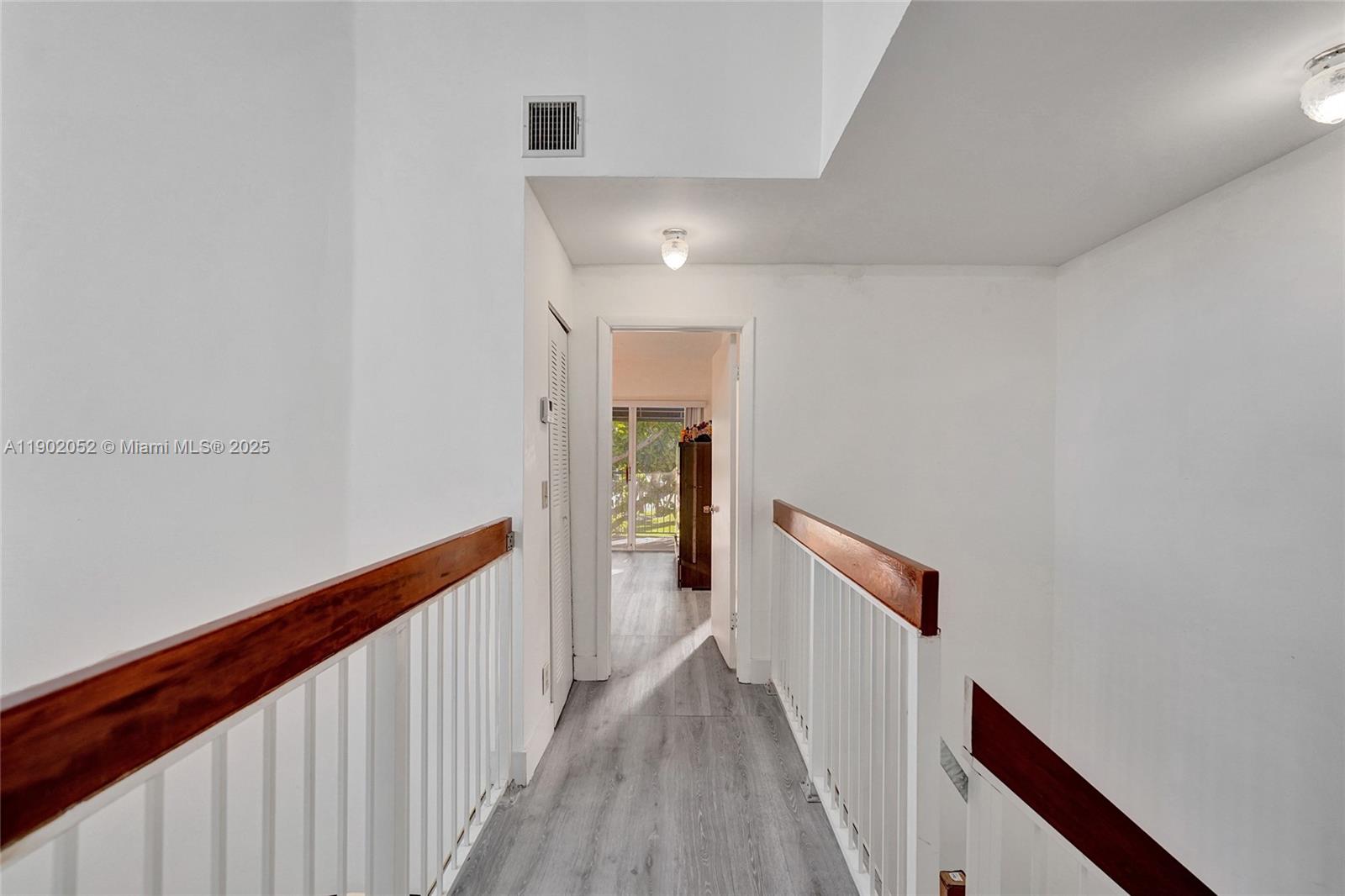 CROSS CREEK TOWNHOMES PLA - Residential