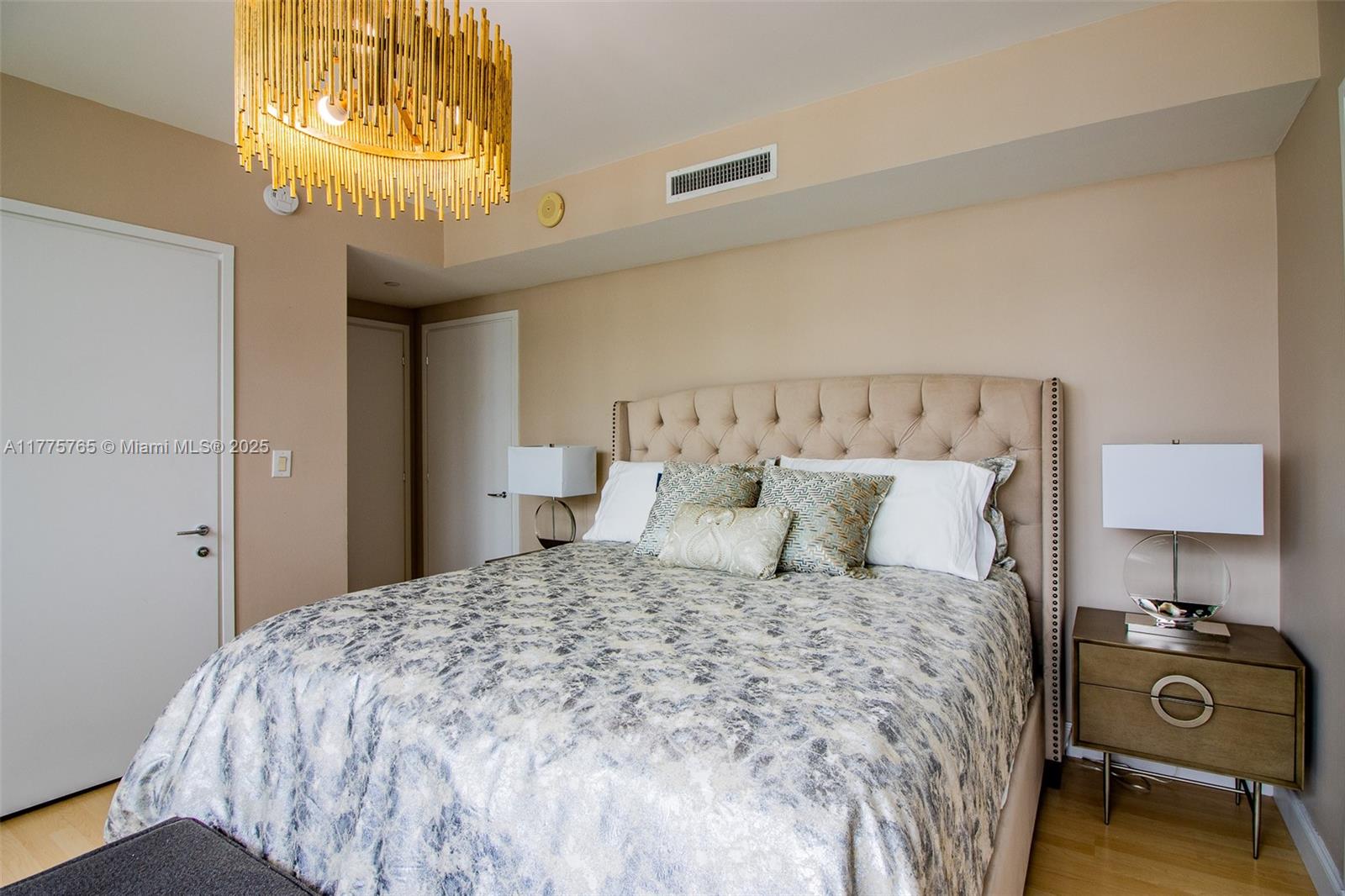 6000 INDIAN CREEK CONDO - Residential Lease