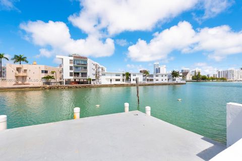 Tiny photo for 6941 Bay Dr #B3, Miami Beach, FL 33141 (MLS # A12005945)