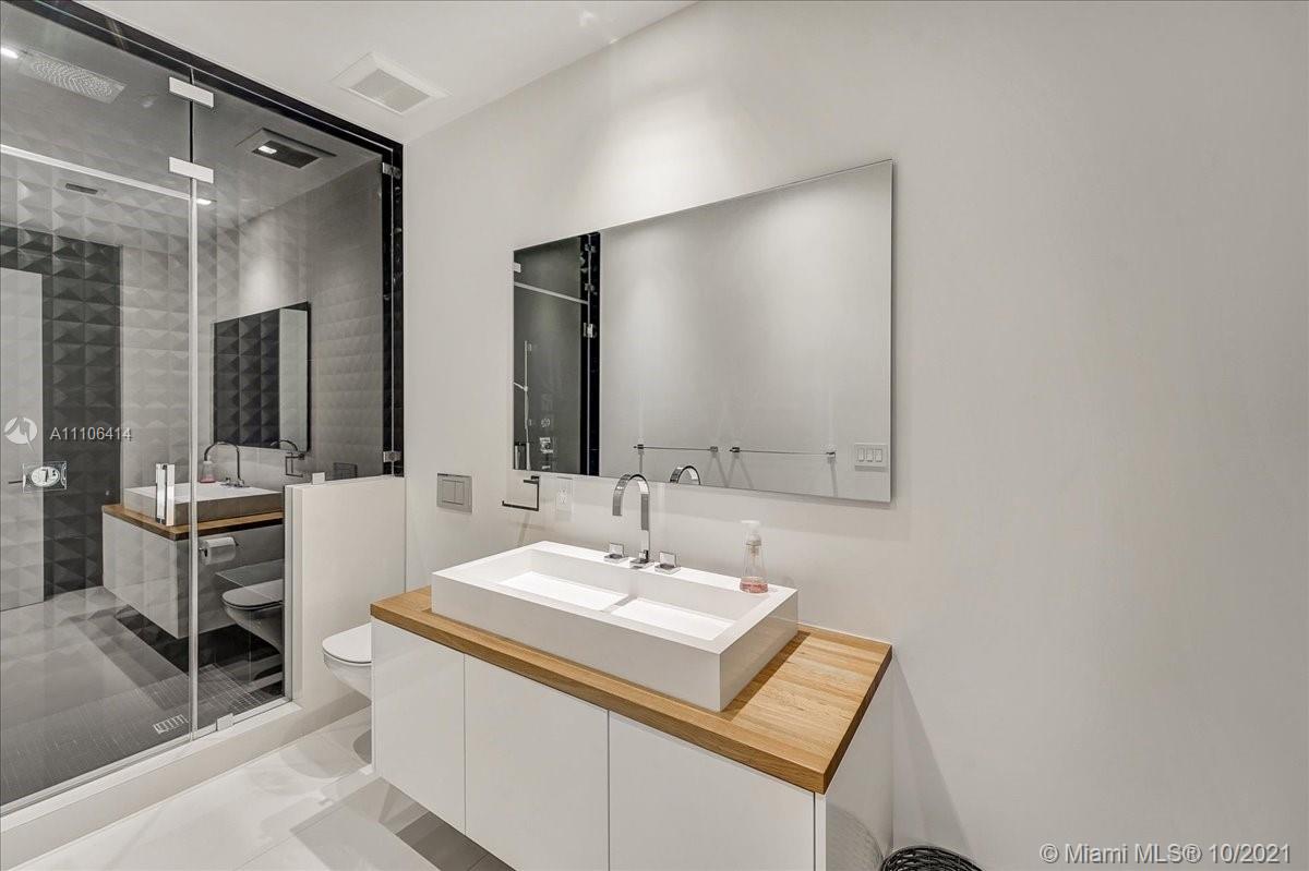 SUNSET LAKE SUB AMD PL - Residential