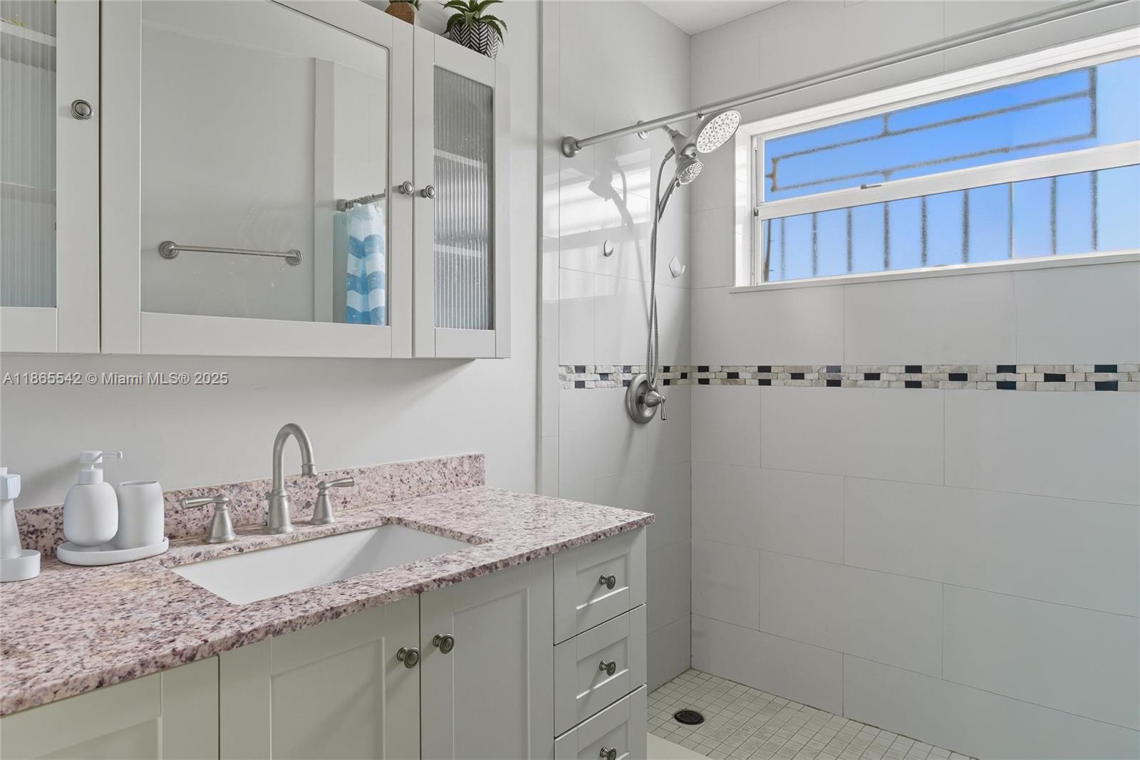 NAROCA ESTATES SEC 1 - Residential