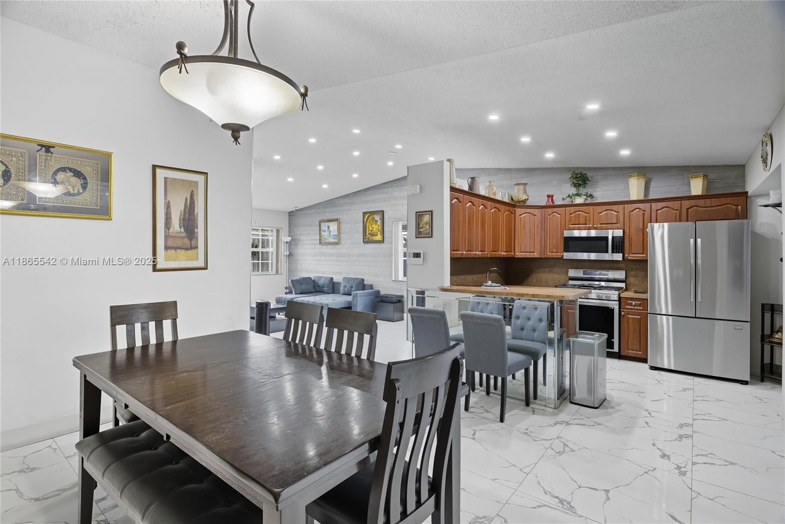 NAROCA ESTATES SEC 1 - Residential