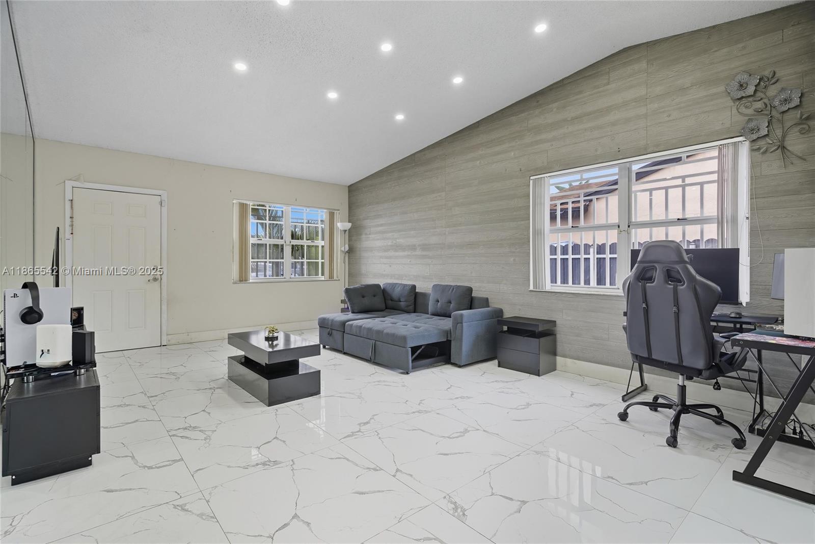 NAROCA ESTATES SEC 1 - Residential