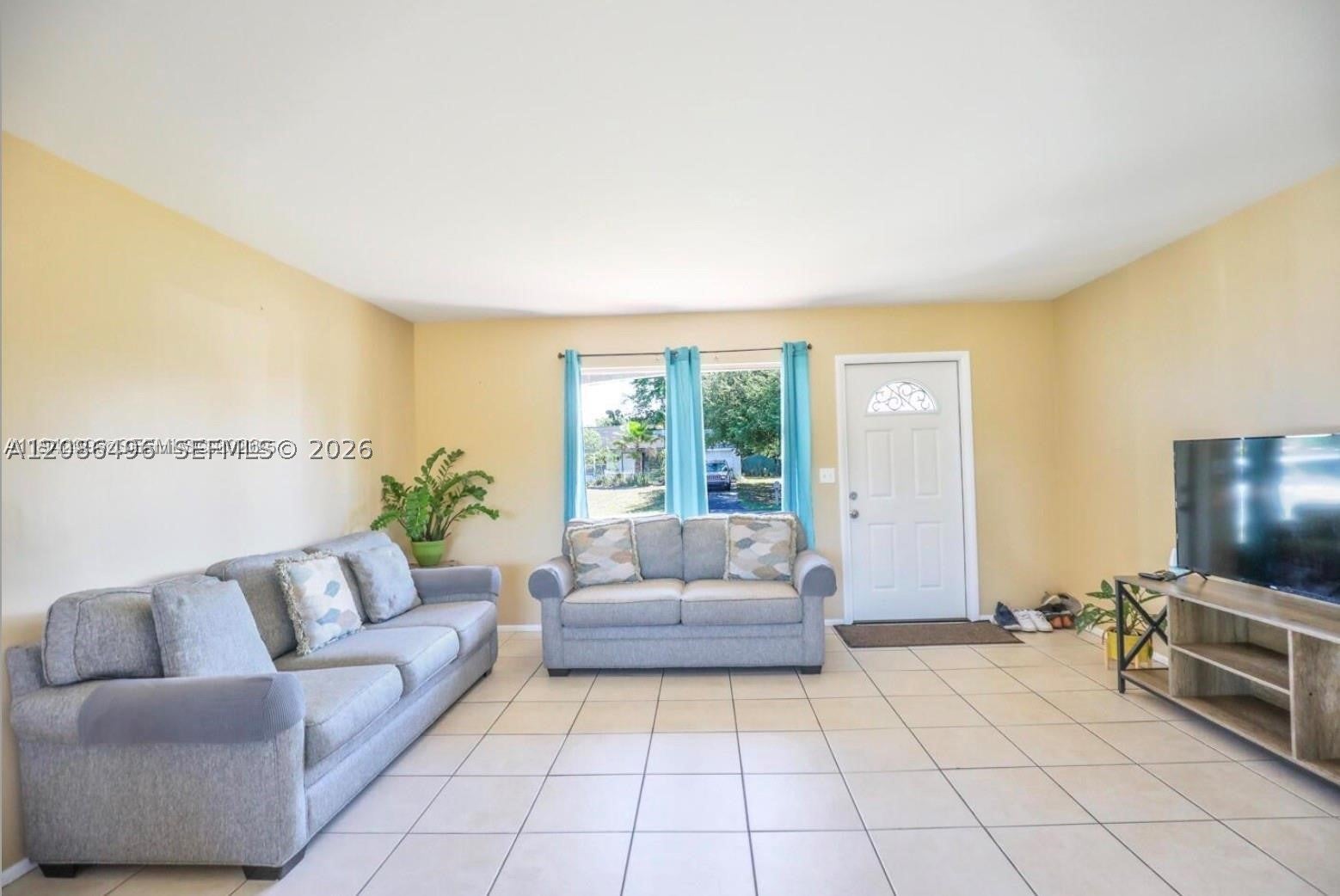 250 SW Homeland Rd, Port St Lucie, FL, 34953/$308,013 4 250 SW Homeland Rd