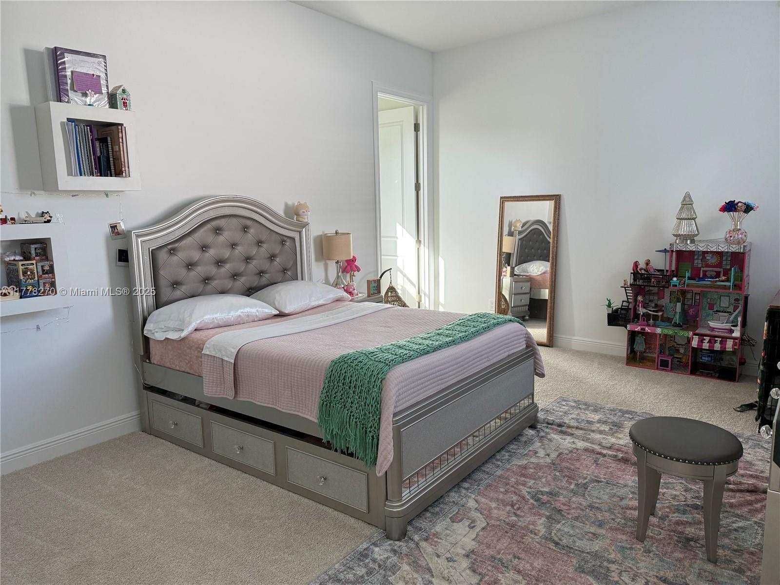 VERANO SOUTH PUD 1 - POD - Residential Lease