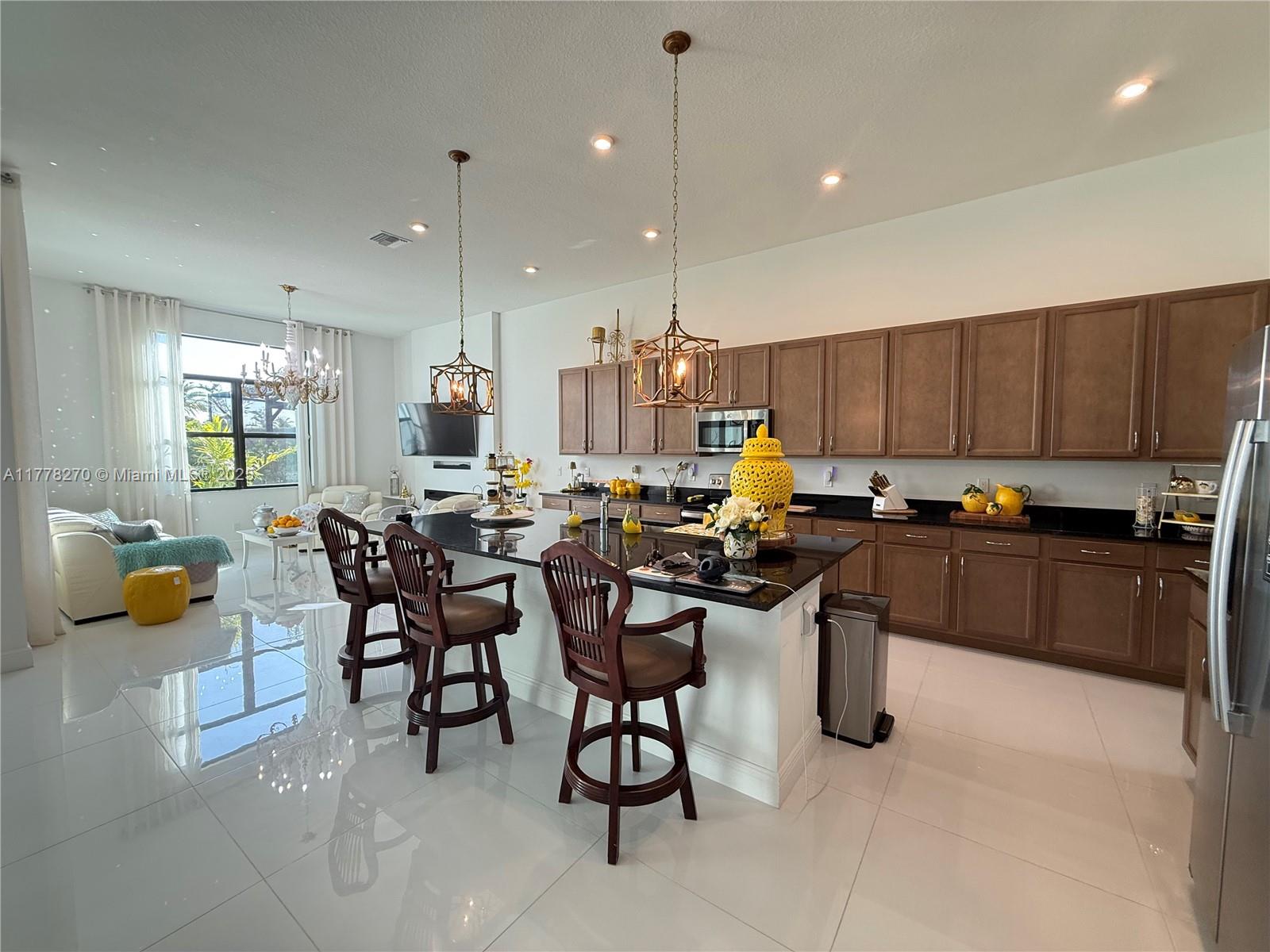 VERANO SOUTH PUD 1 - POD - Residential Lease