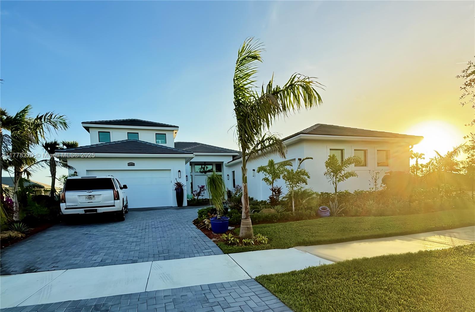 VERANO SOUTH PUD 1 - POD - Residential Lease