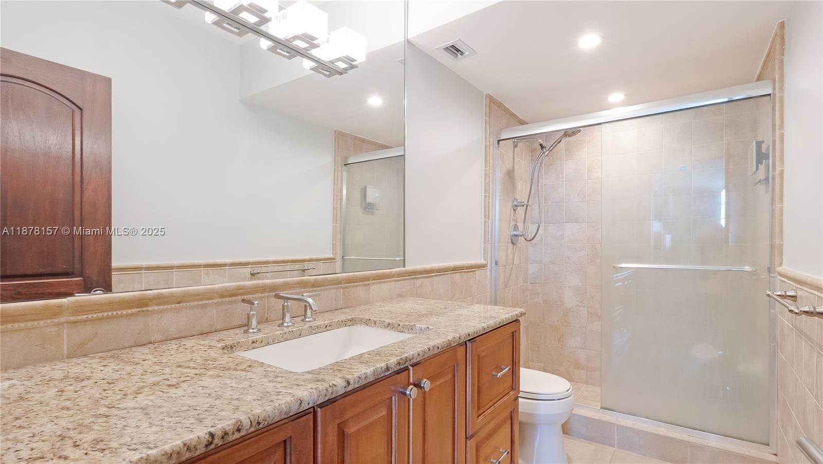 ARLEN HOUSE WEST CONDO - Residential
