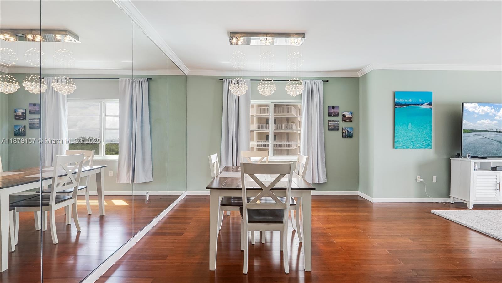 ARLEN HOUSE WEST CONDO - Residential