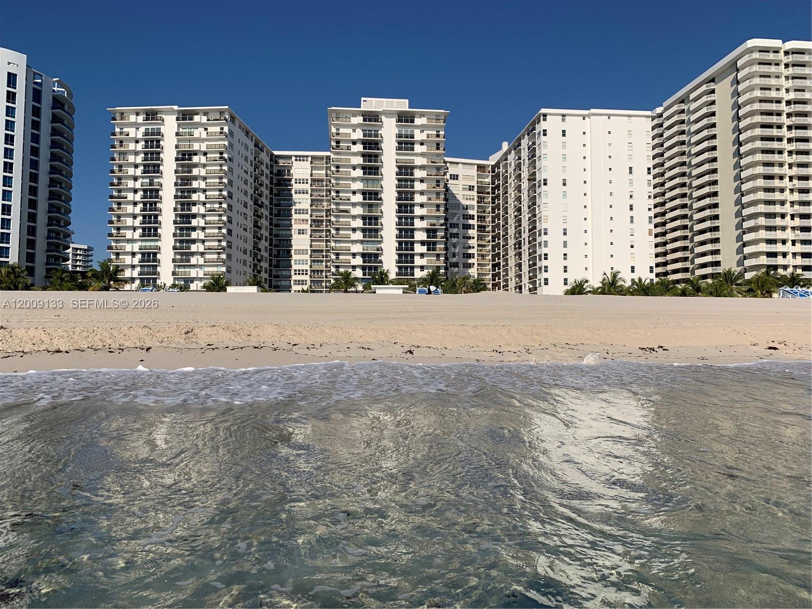 6039 Collins Ave 1510