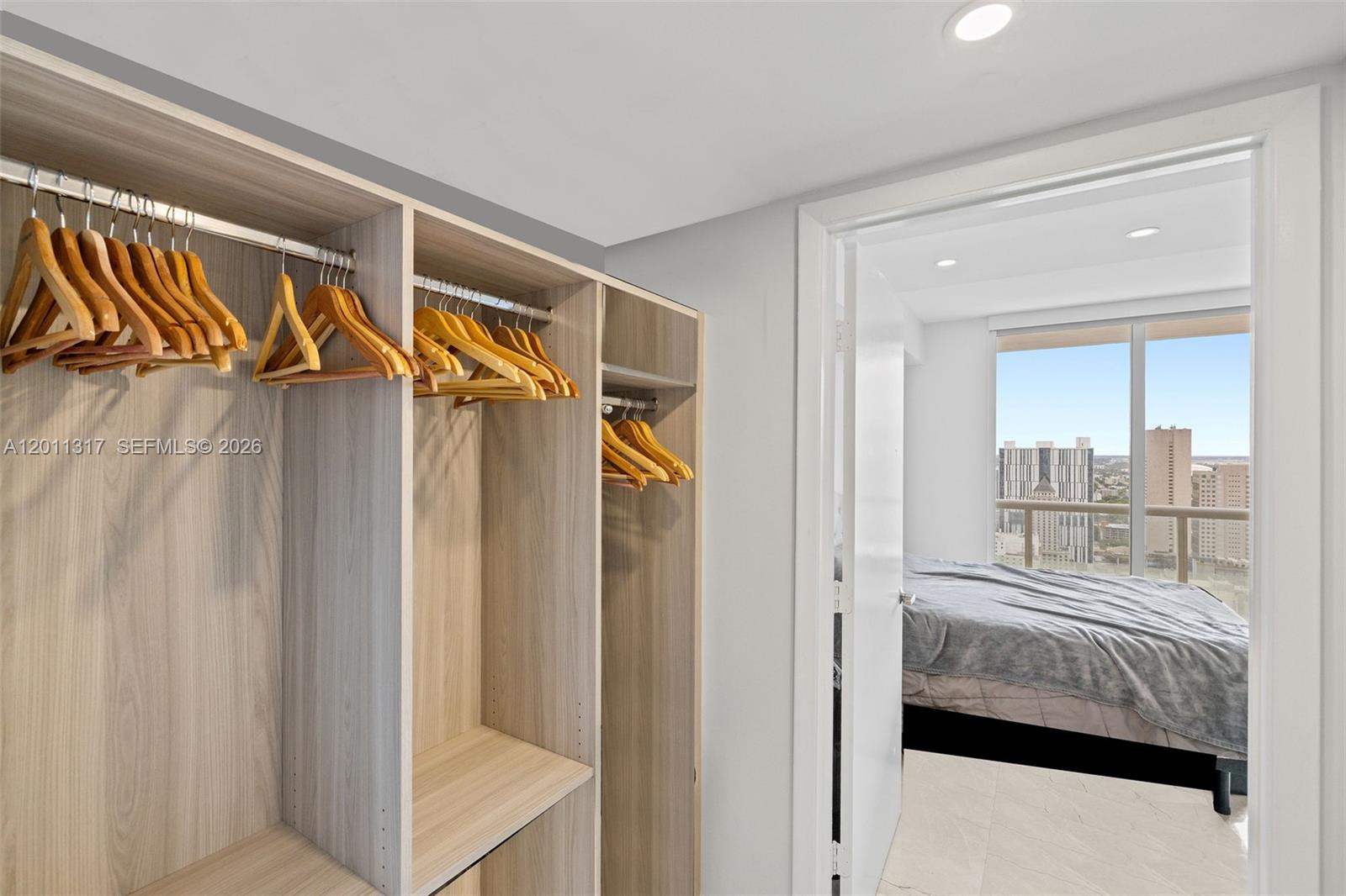 50 Biscayne Blvd 4405