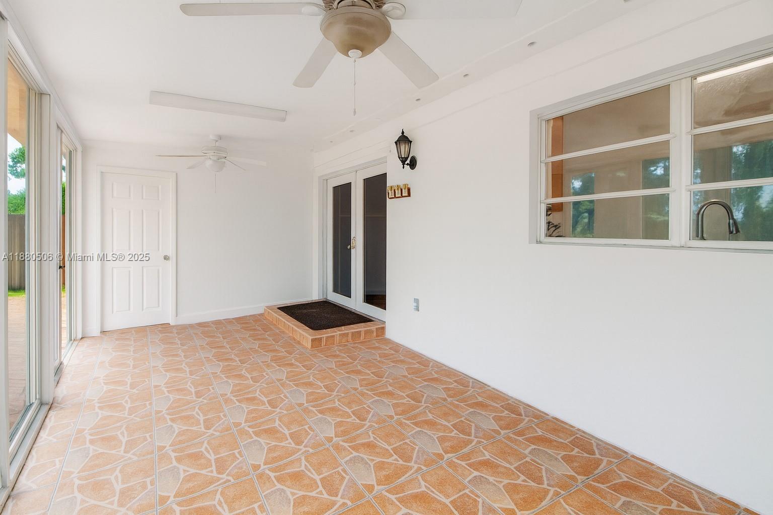 WESTVIEW SEC 3 PART 1 AME - Residential