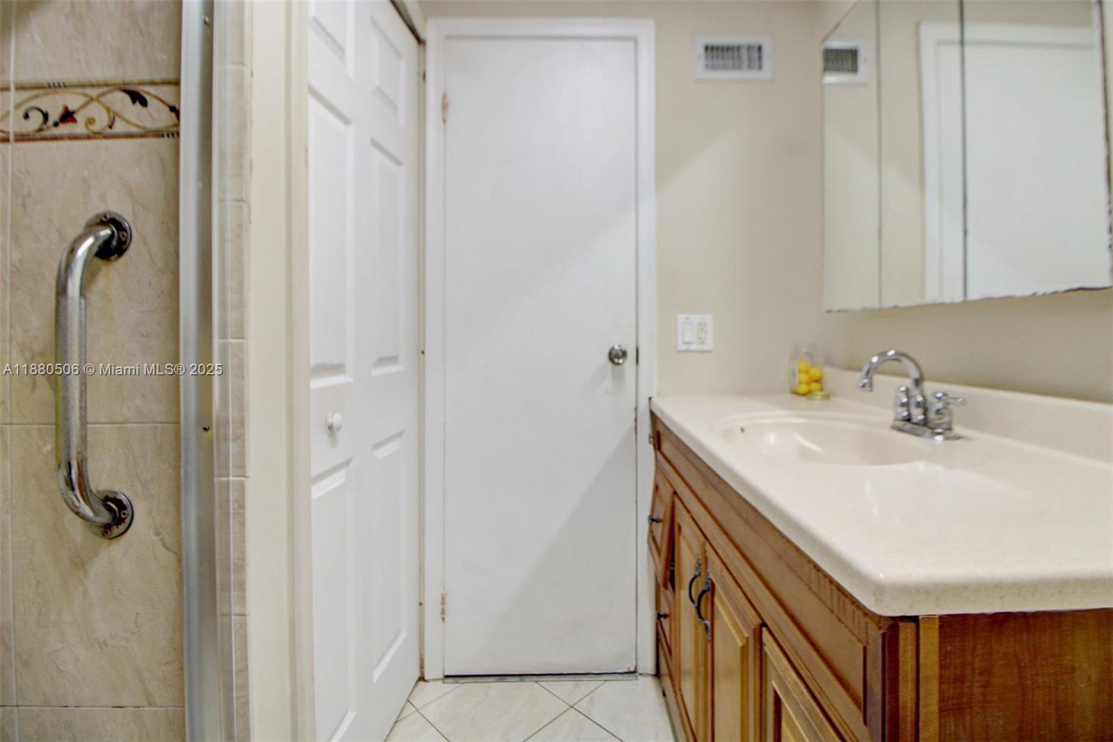 WESTVIEW SEC 3 PART 1 AME - Residential