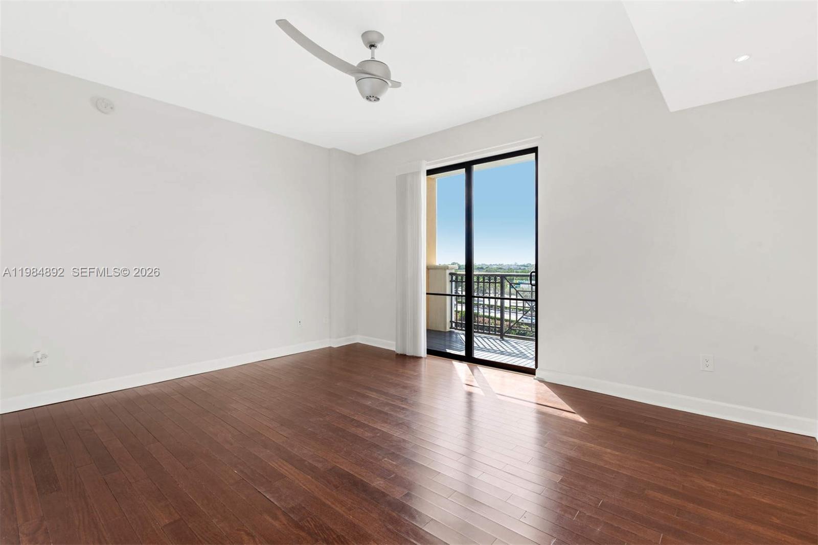 COLONNADE AT DADELAND SE - Residential