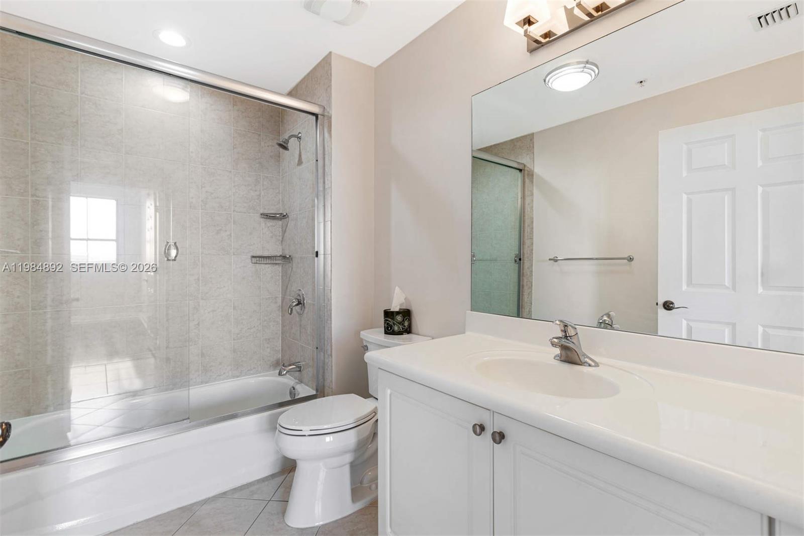 COLONNADE AT DADELAND SE - Residential