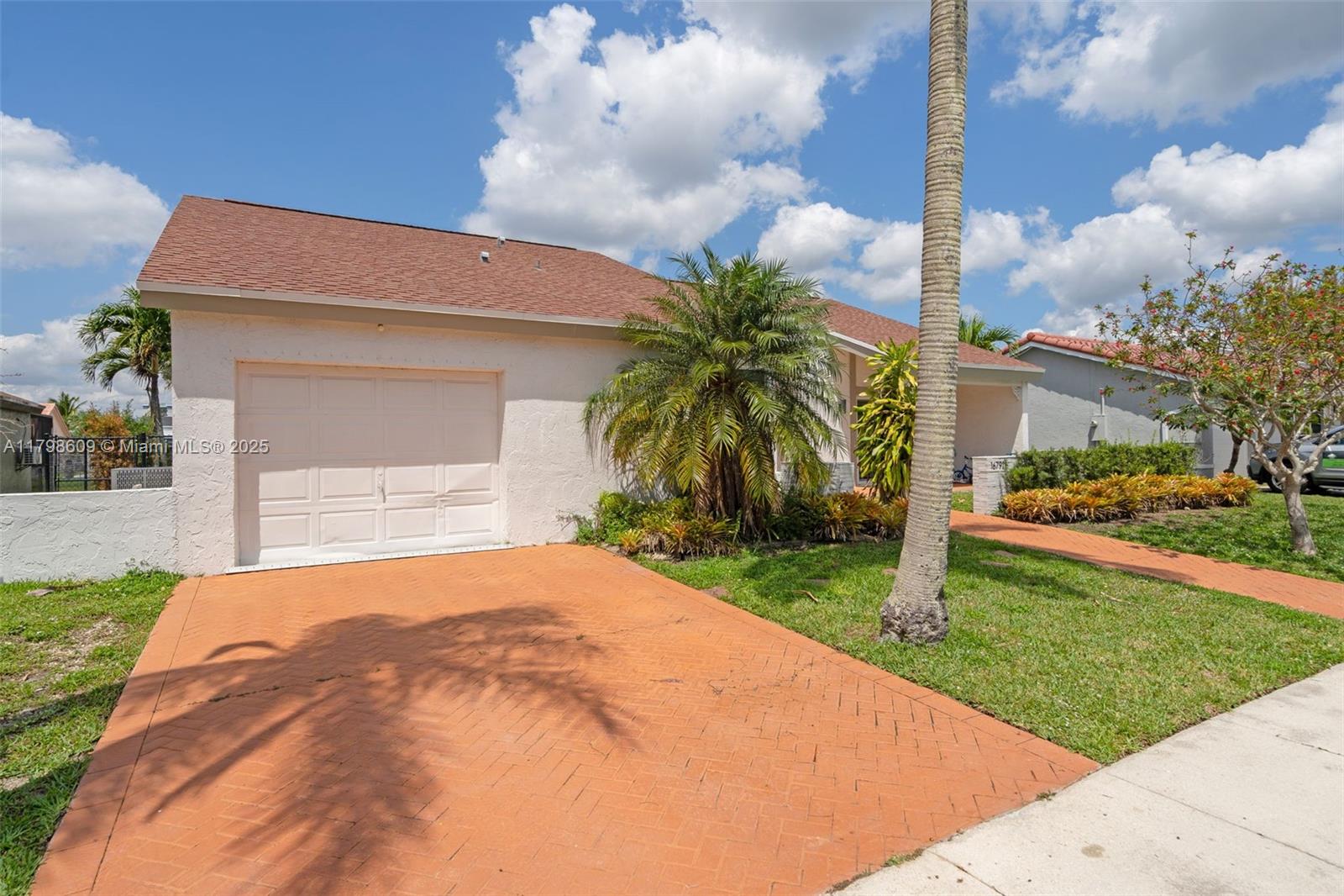 16791 Royal Poinciana Dr