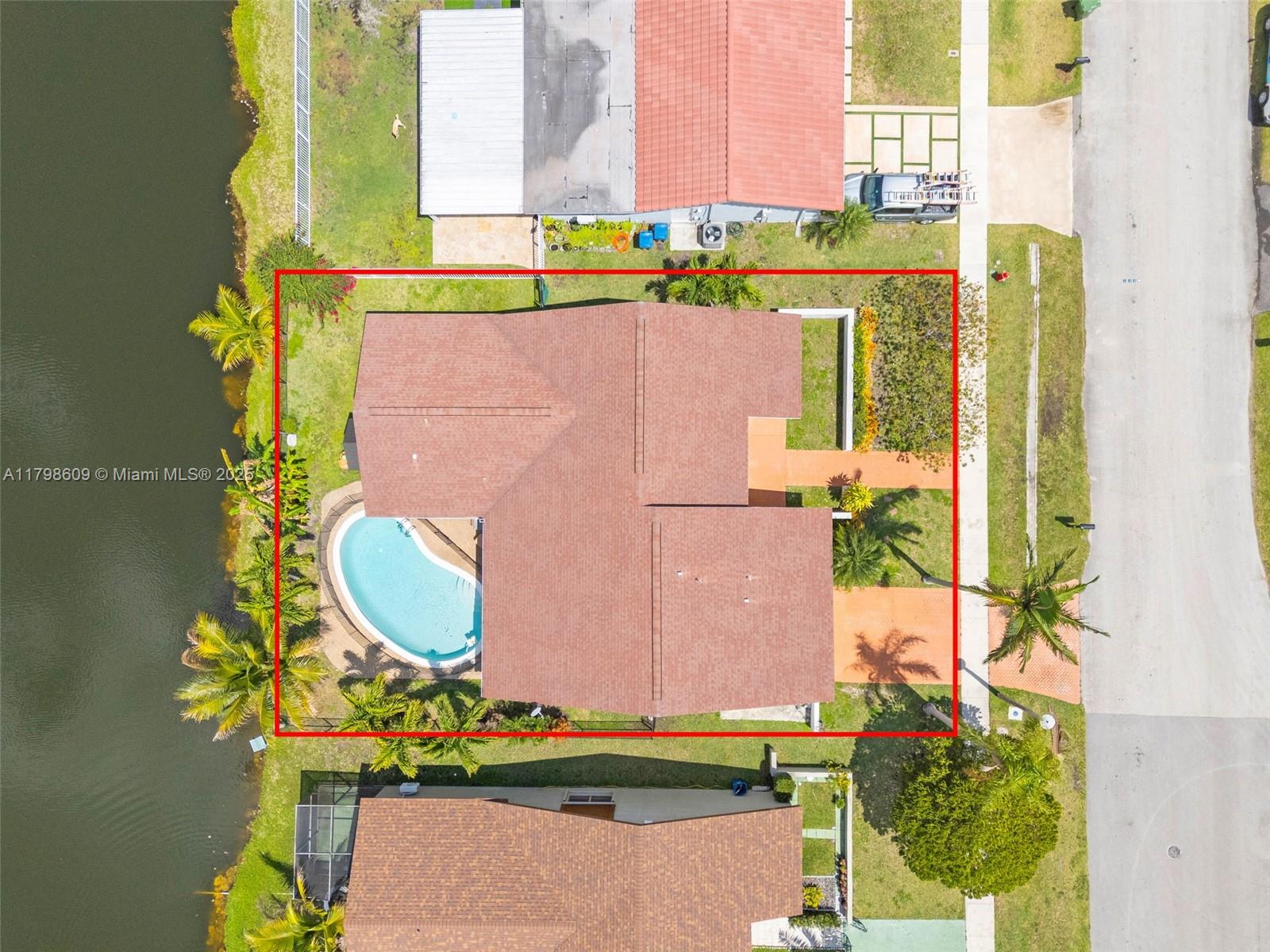 16791 Royal Poinciana Dr