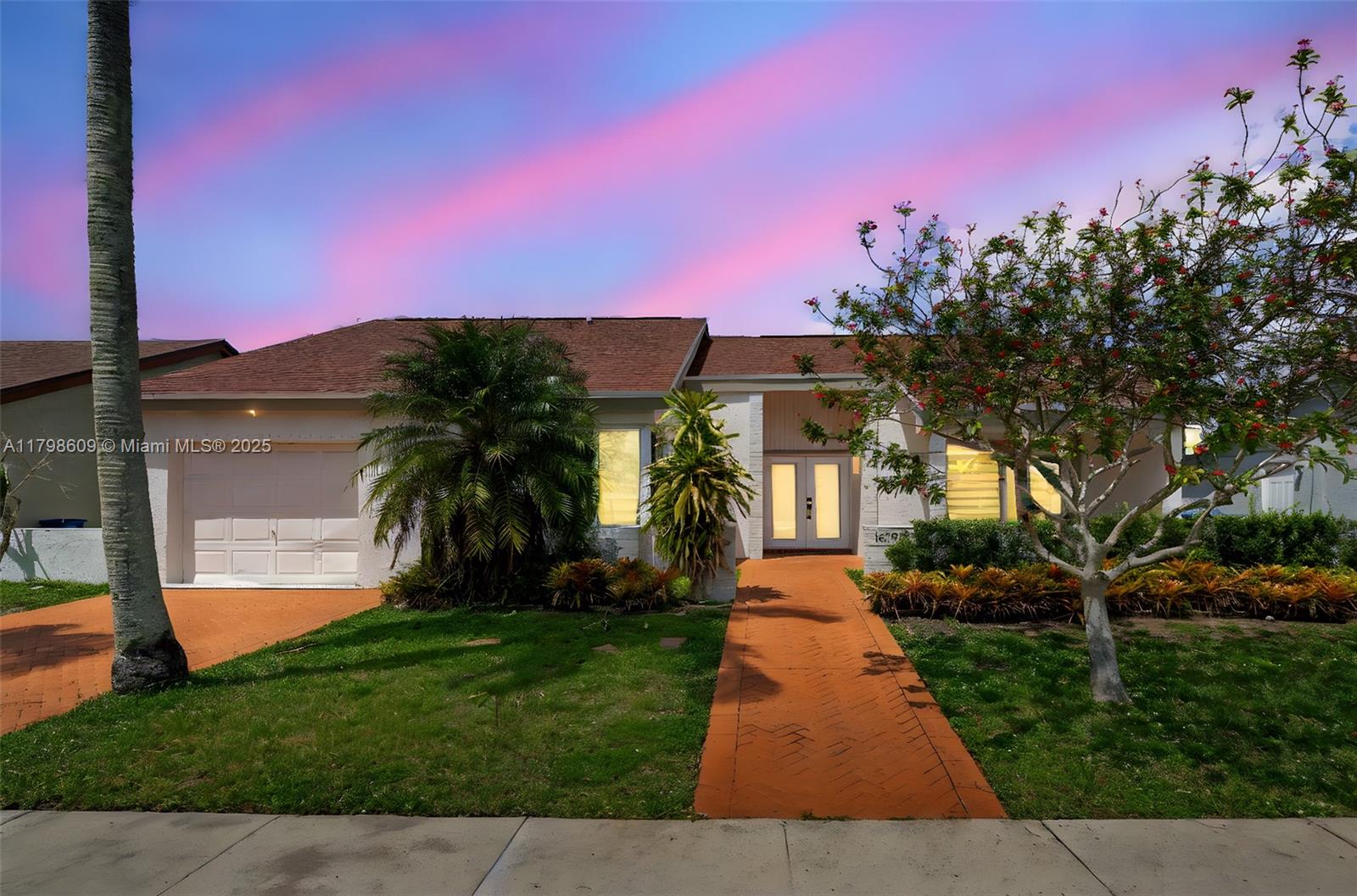 16791 Royal Poinciana Dr