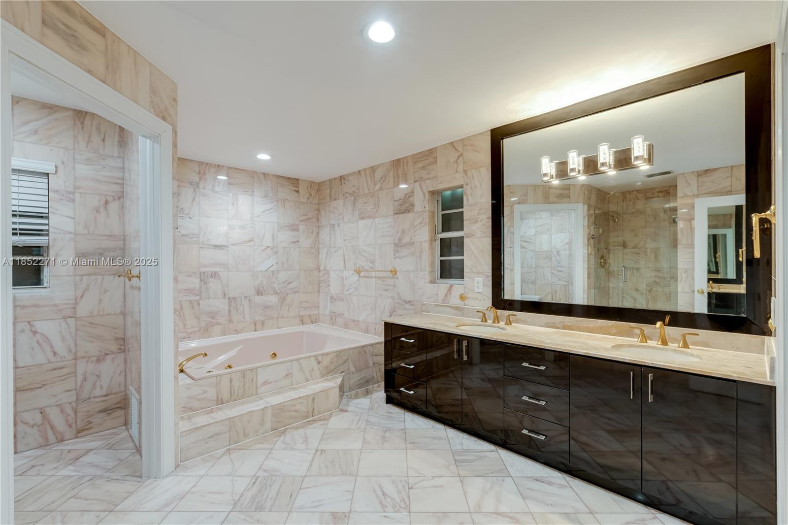 J G HEADS FARMS UNIT A - Residential