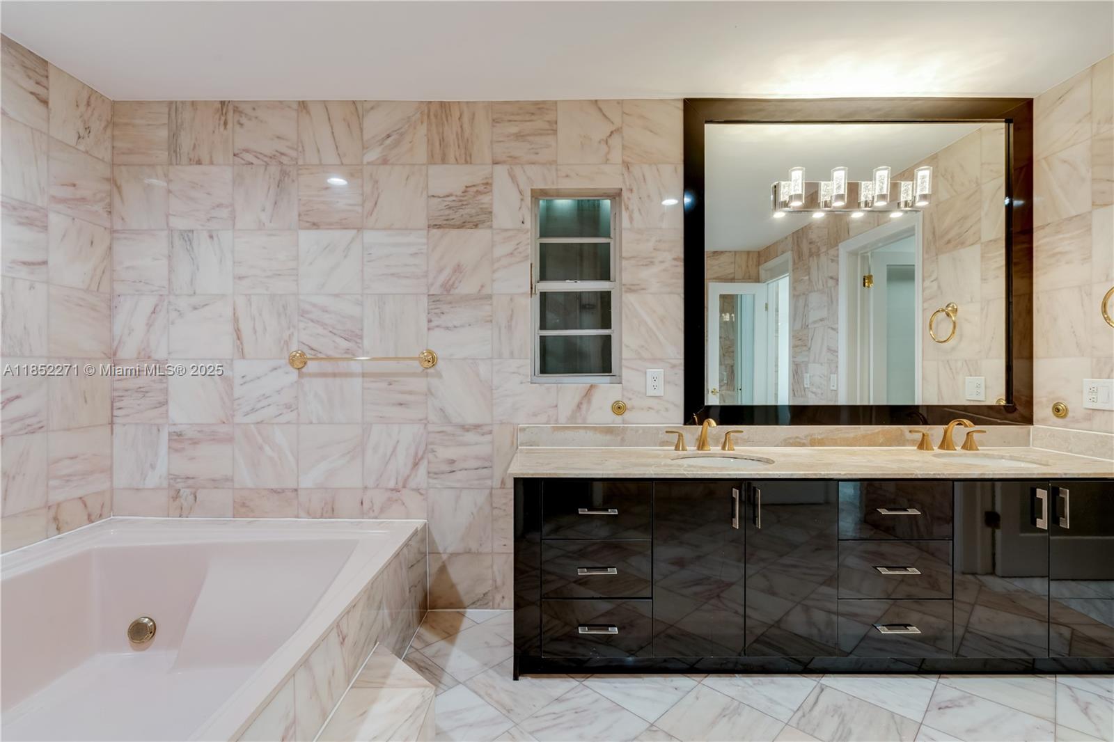 J G HEADS FARMS UNIT A - Residential