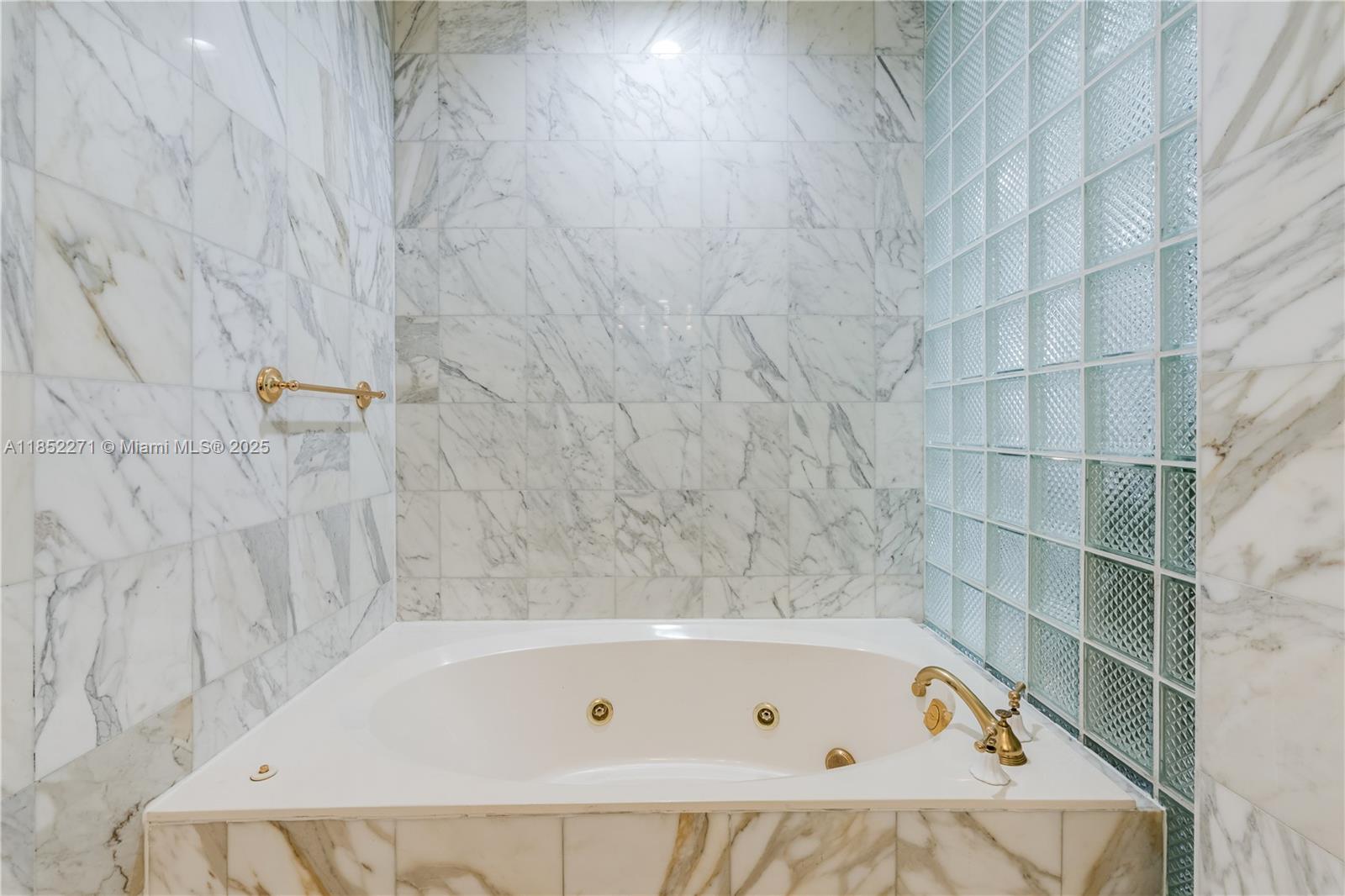 J G HEADS FARMS UNIT A - Residential