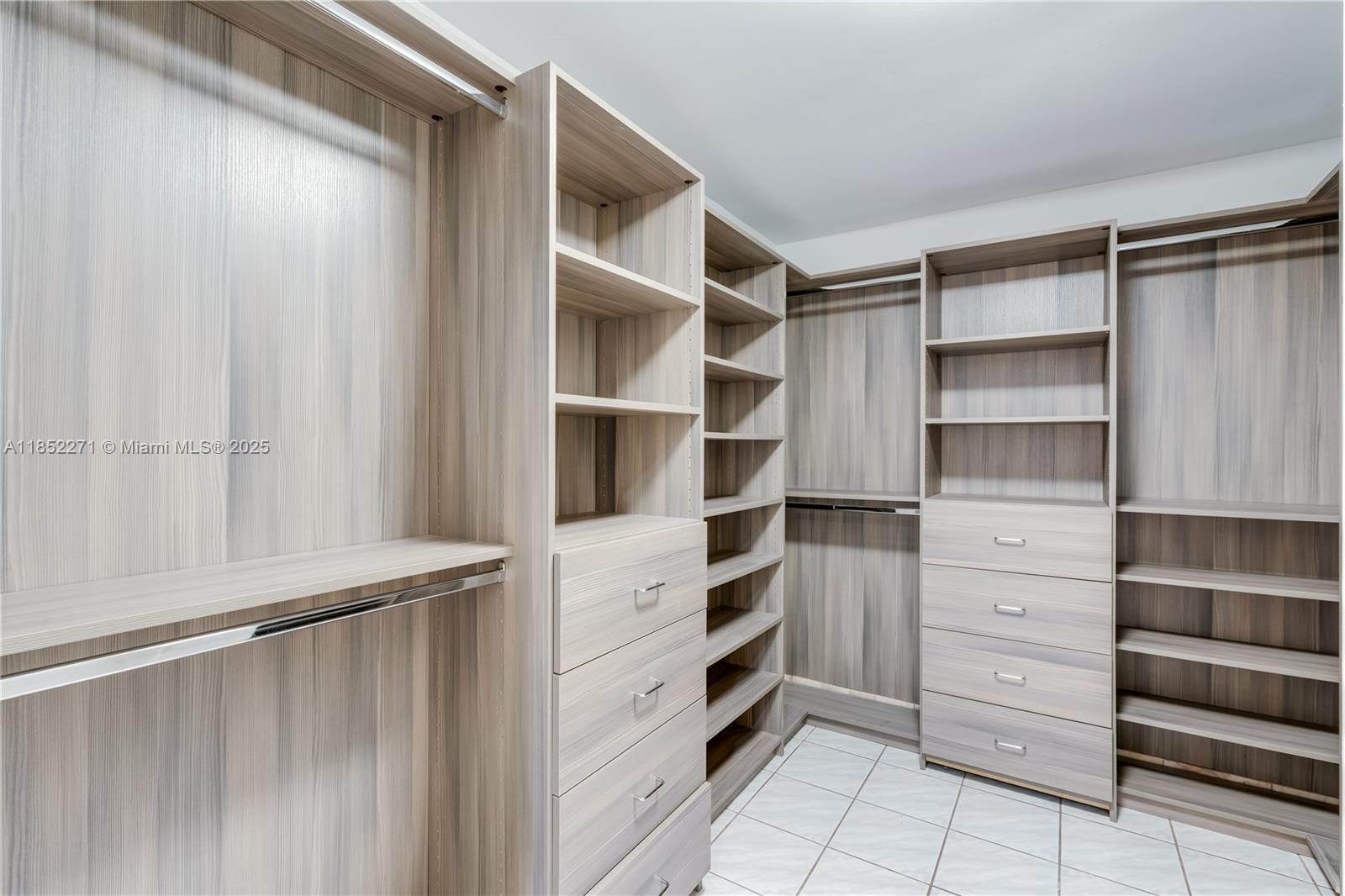 J G HEADS FARMS UNIT A - Residential