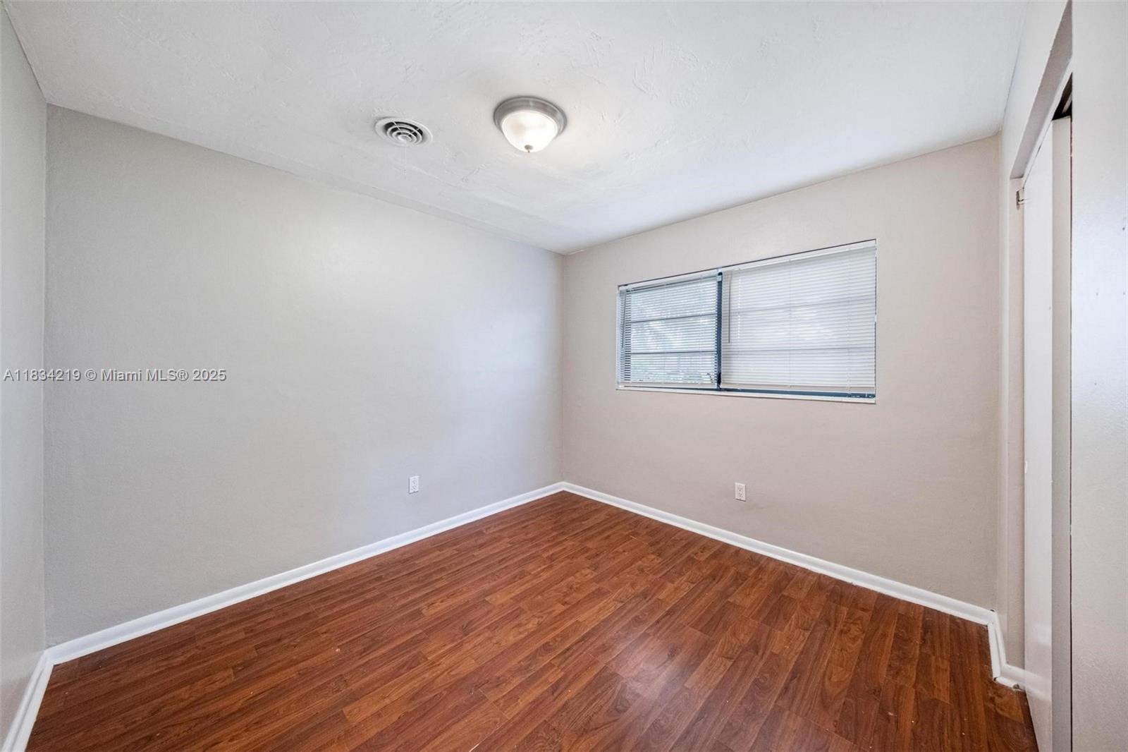 WINDWARD ESTATES SEC 1 - Residential