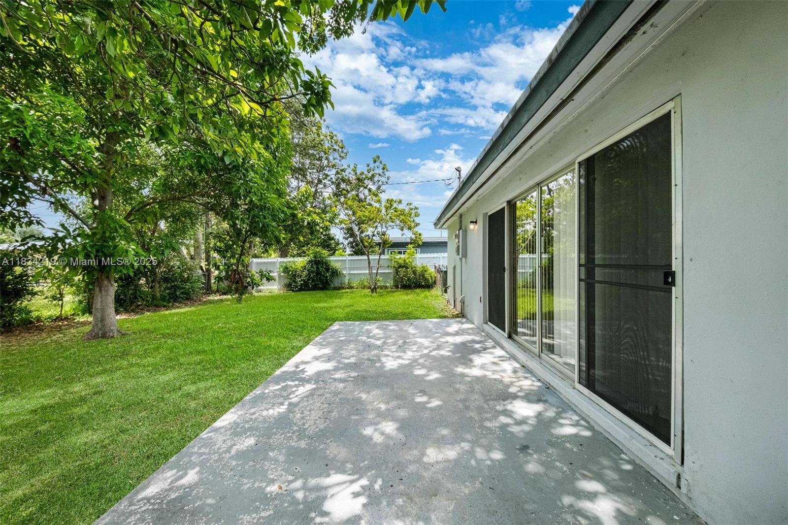 WINDWARD ESTATES SEC 1 - Residential