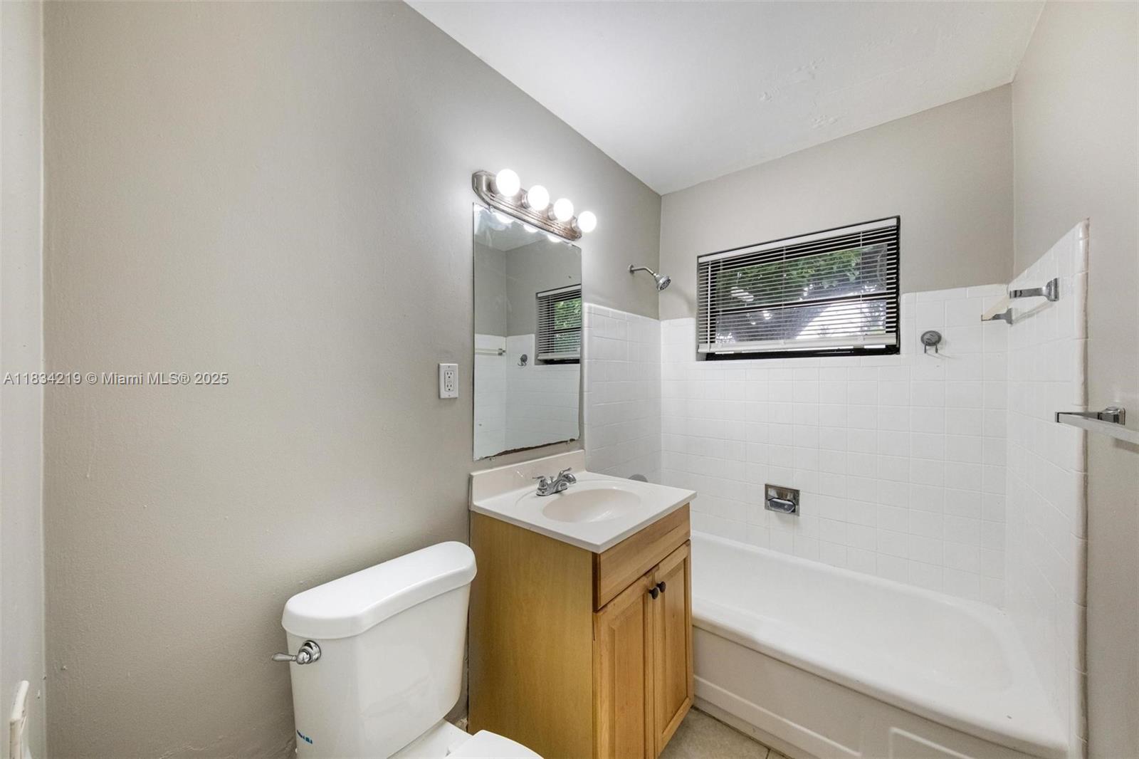 WINDWARD ESTATES SEC 1 - Residential