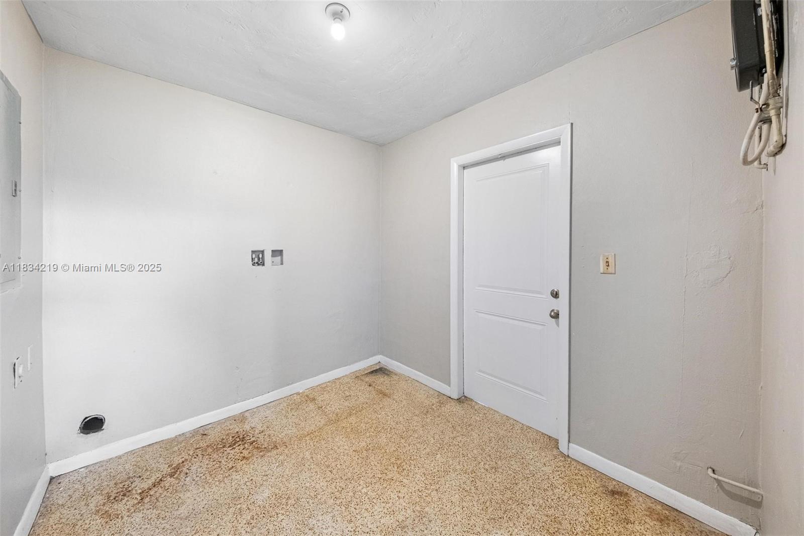 WINDWARD ESTATES SEC 1 - Residential