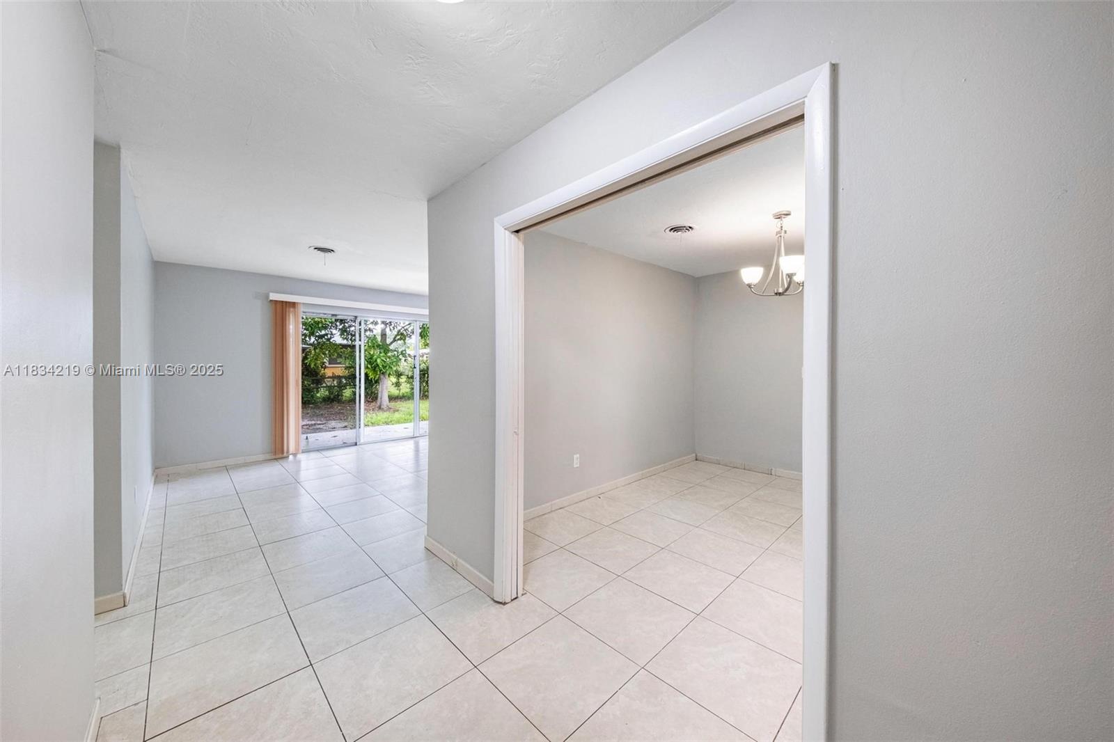 WINDWARD ESTATES SEC 1 - Residential