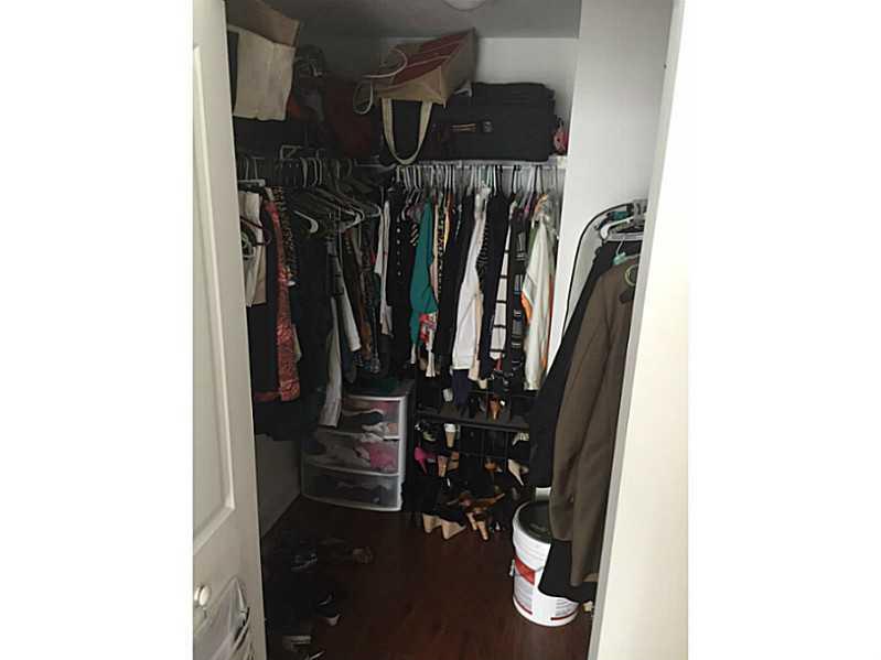 VUE AT BRICKELL CONDO - Residential Lease