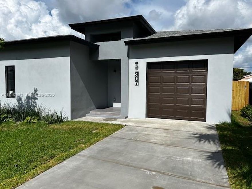 BRAND NEW HOME 3 BEDROOMS 2 BATHROOMS 1/2 BATHROOM. ONE CAR GARAGE. BIG BACKYARD. BRAND NEW APPLIANCES. NEW AC UNITS. FENCE ALL AROUND THE PROPERTY.