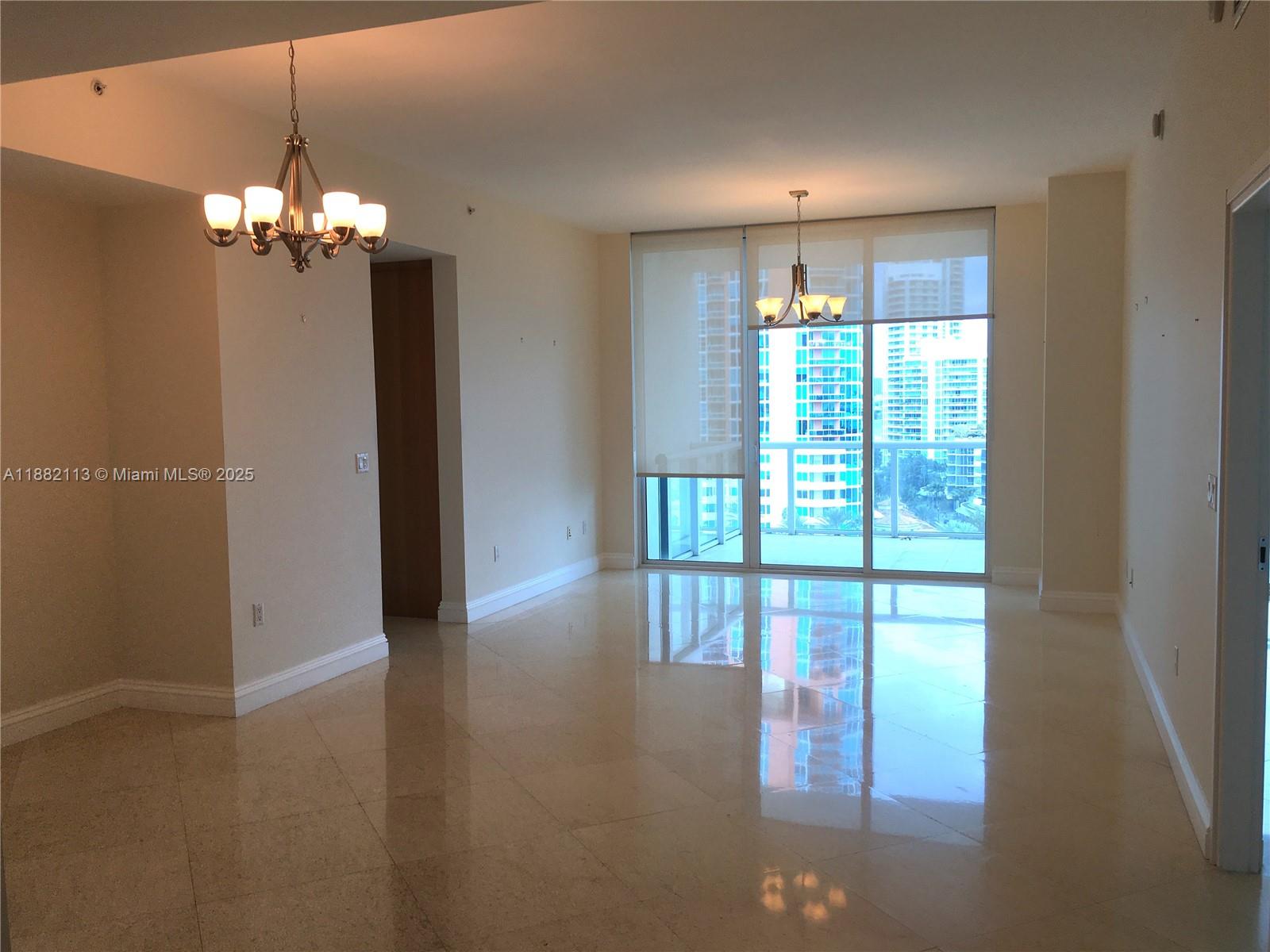CONTINUUM ON SOUTH BEACH - Residential Lease