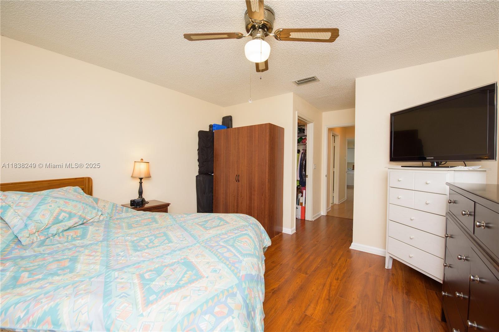 KEYS-GATE NO 1 - Residential