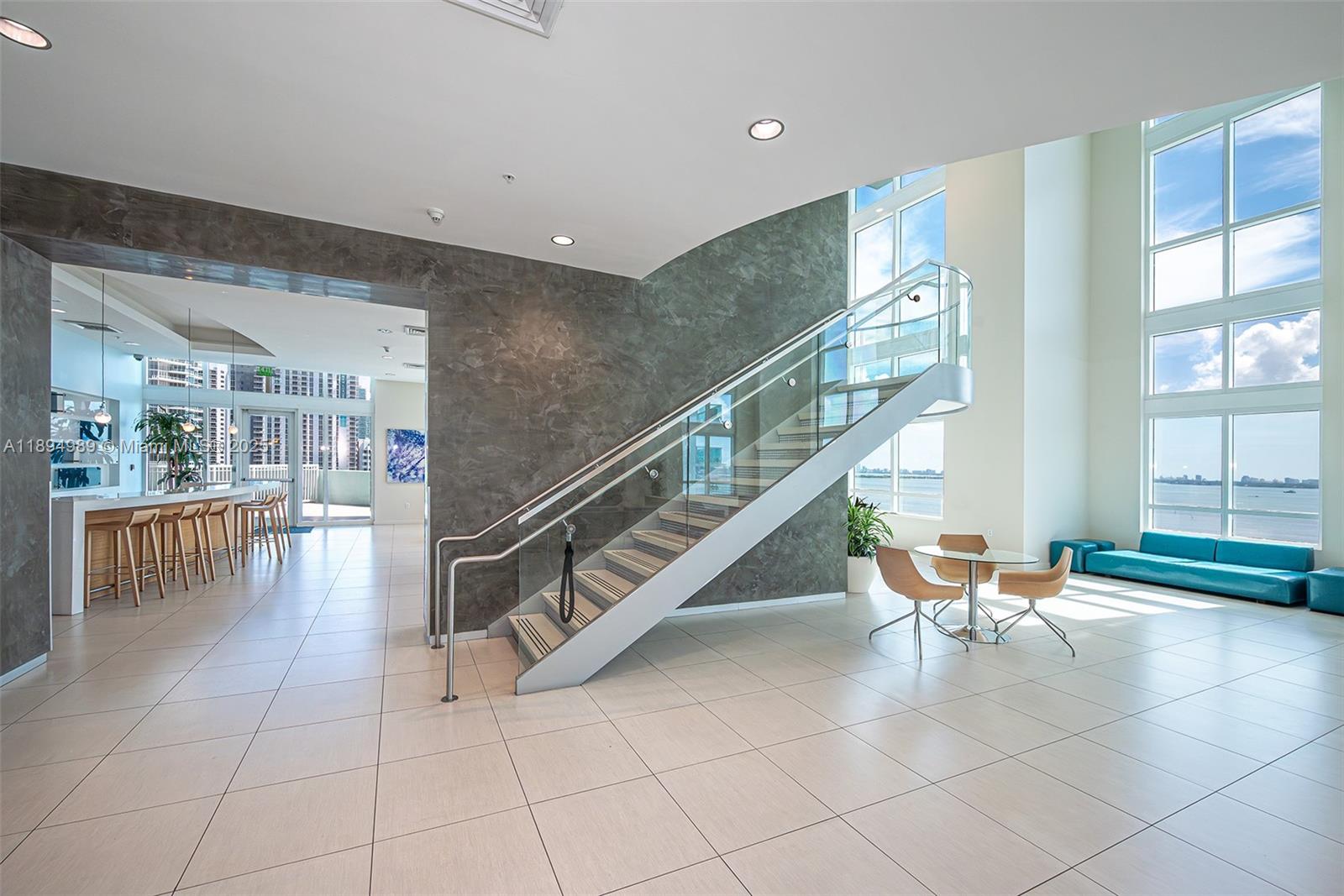 QUANTUM ON THE BAY CONDO - Residential